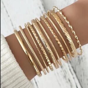 Gold Bangle Bracelet Set